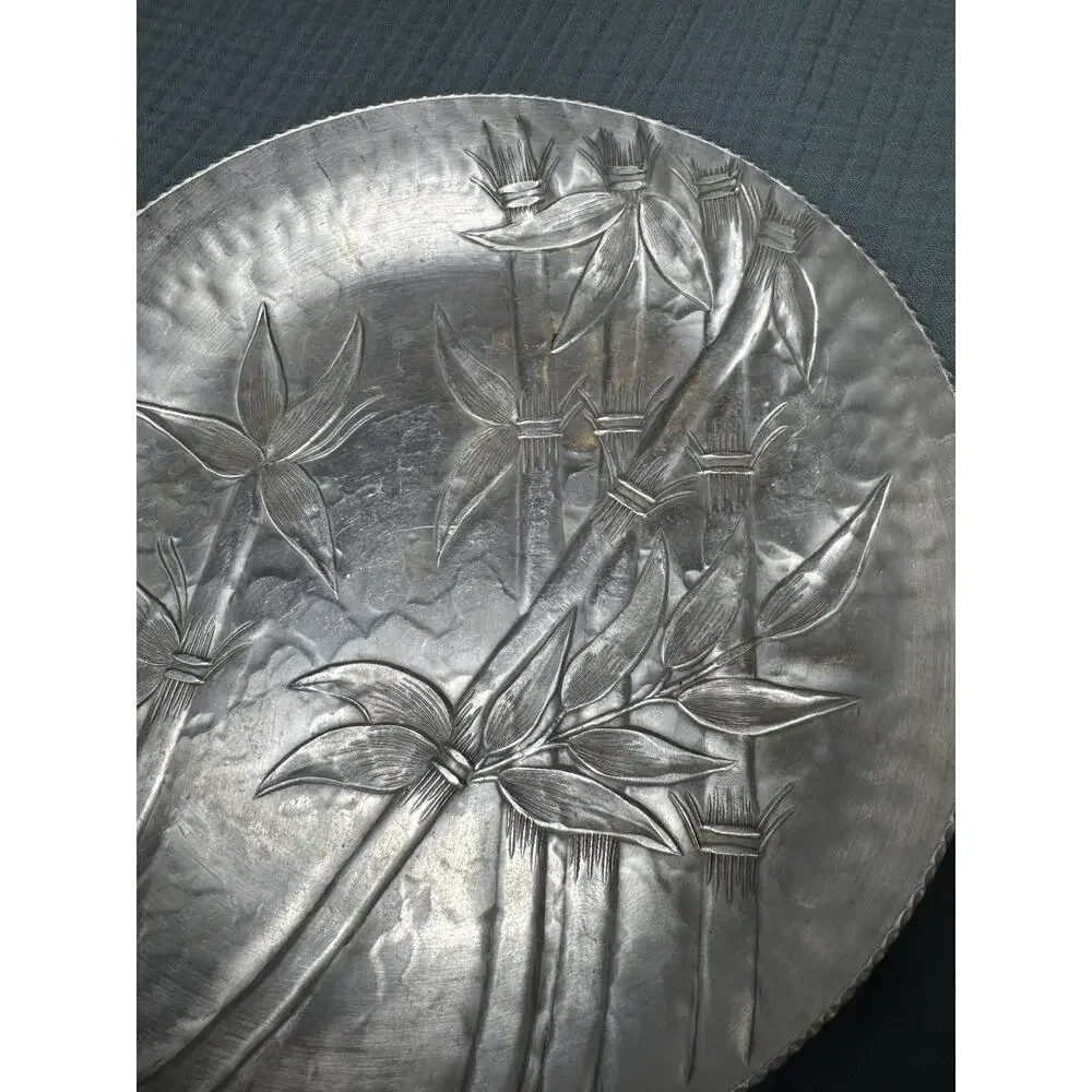 Vintage Everlast‎ hammered aluminum Bali Bamboo Bowl, 1950s